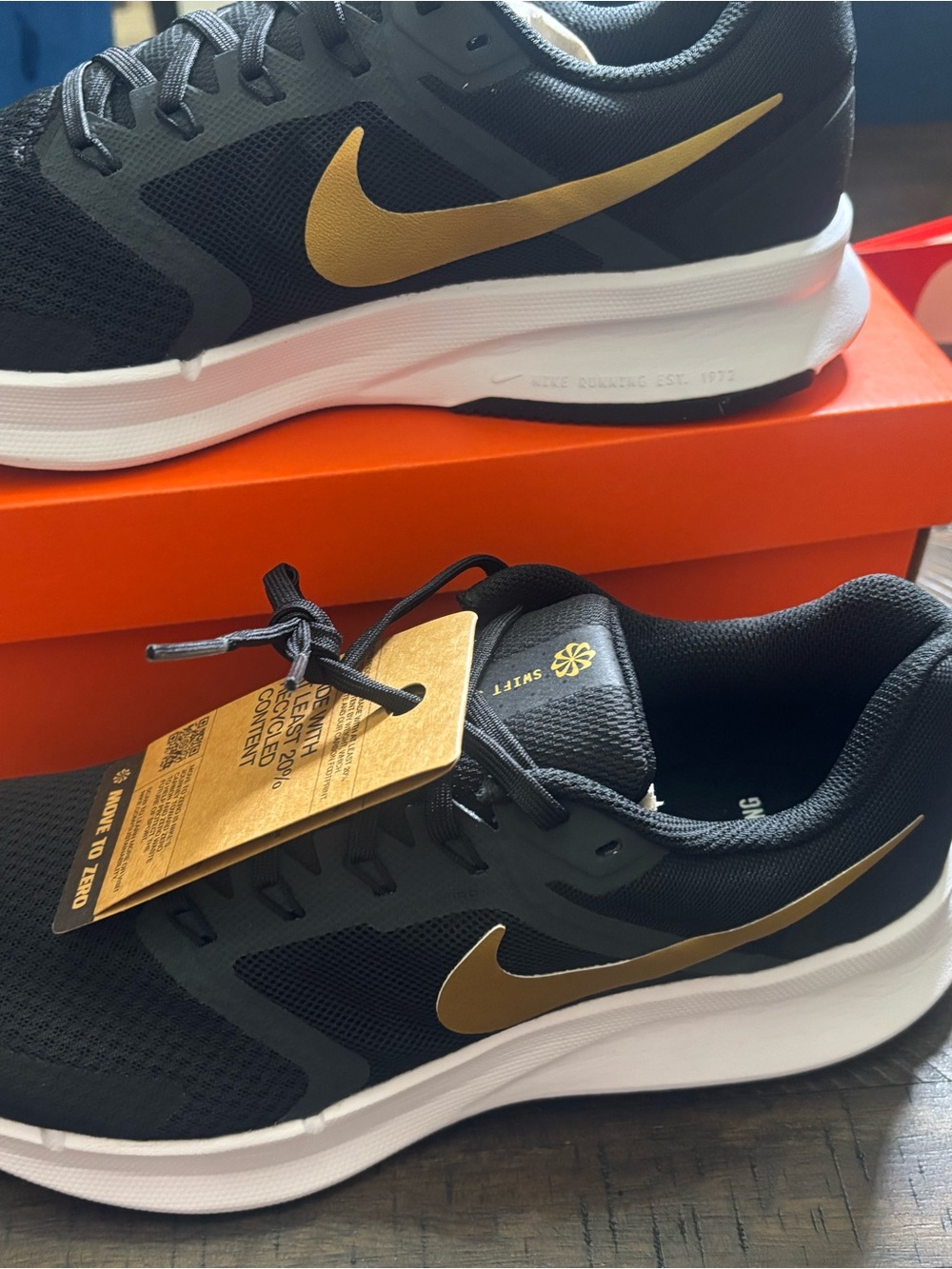 Nike Run Swift 3 Running Shoe - Women's 12  Men 10.5